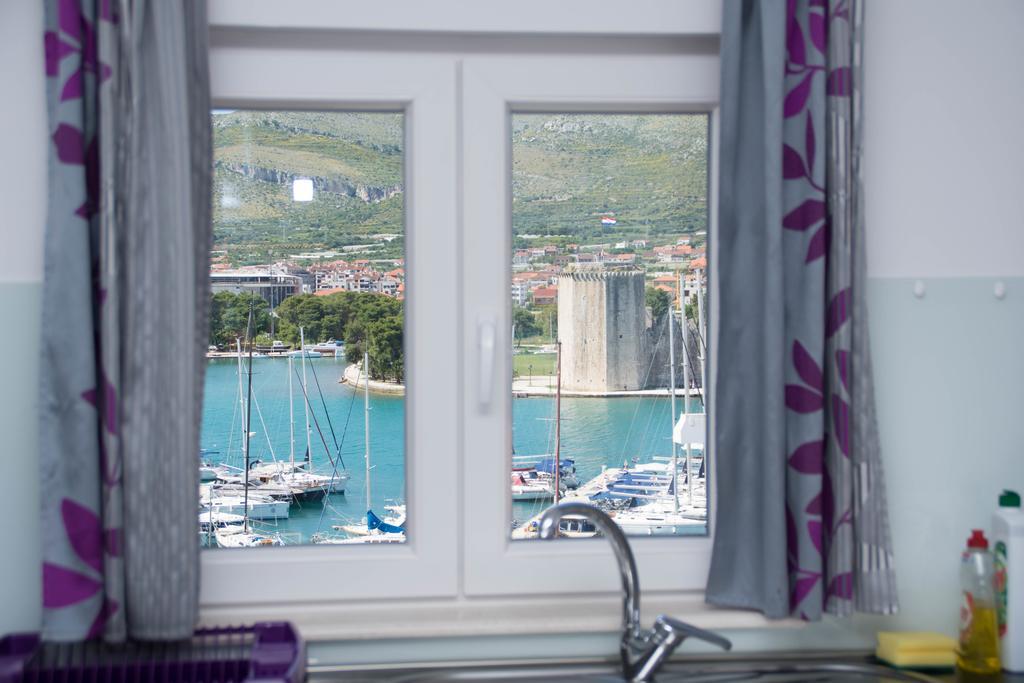 Apartments Maria Trogir Exterior photo