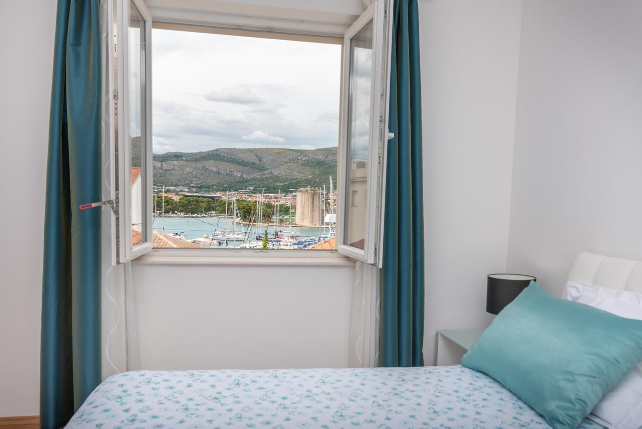 Apartments Maria Trogir Exterior photo